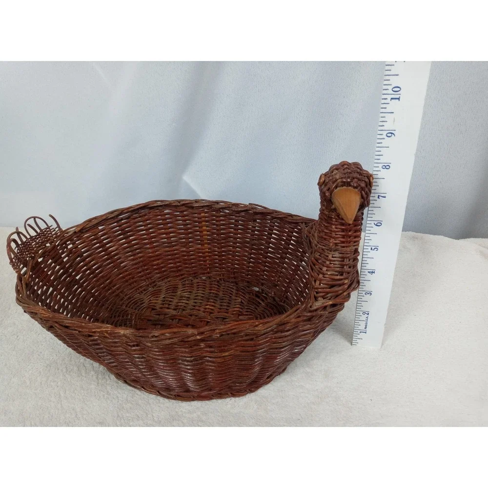 Vintage Wicker Turkey Basket Thanksgiving Centerpiece Hen Chicken Farmhouse Deco